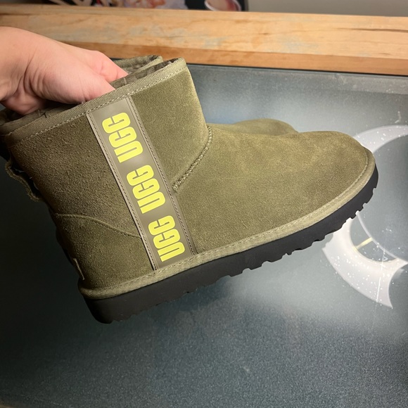 UGG Shoes Womens Ugg Classic Mini Side Look Boots Olive Green